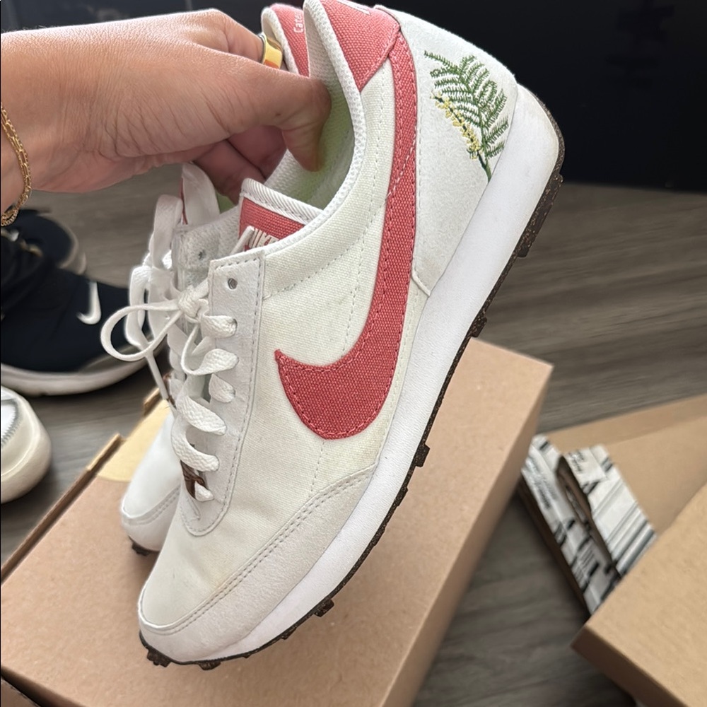 Nike White and Pink Retro Sneakers